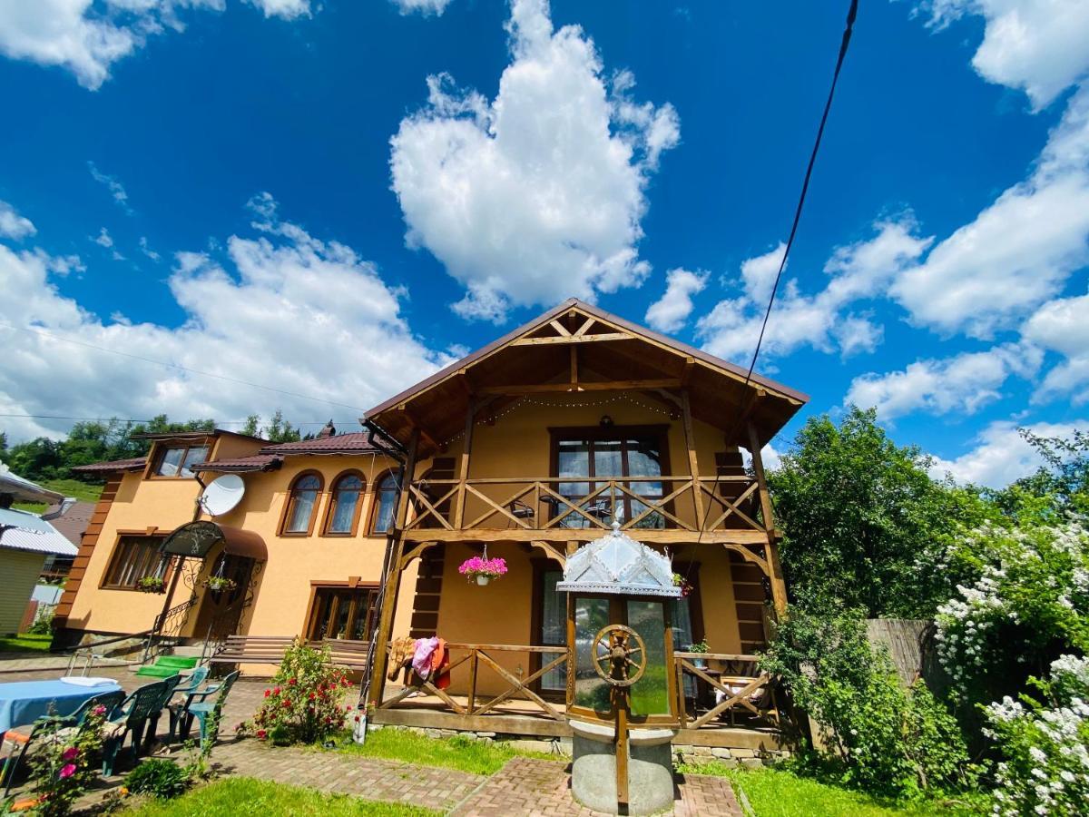 Rodynnyi Zatyshok Guest House Верховина Екстериор снимка
