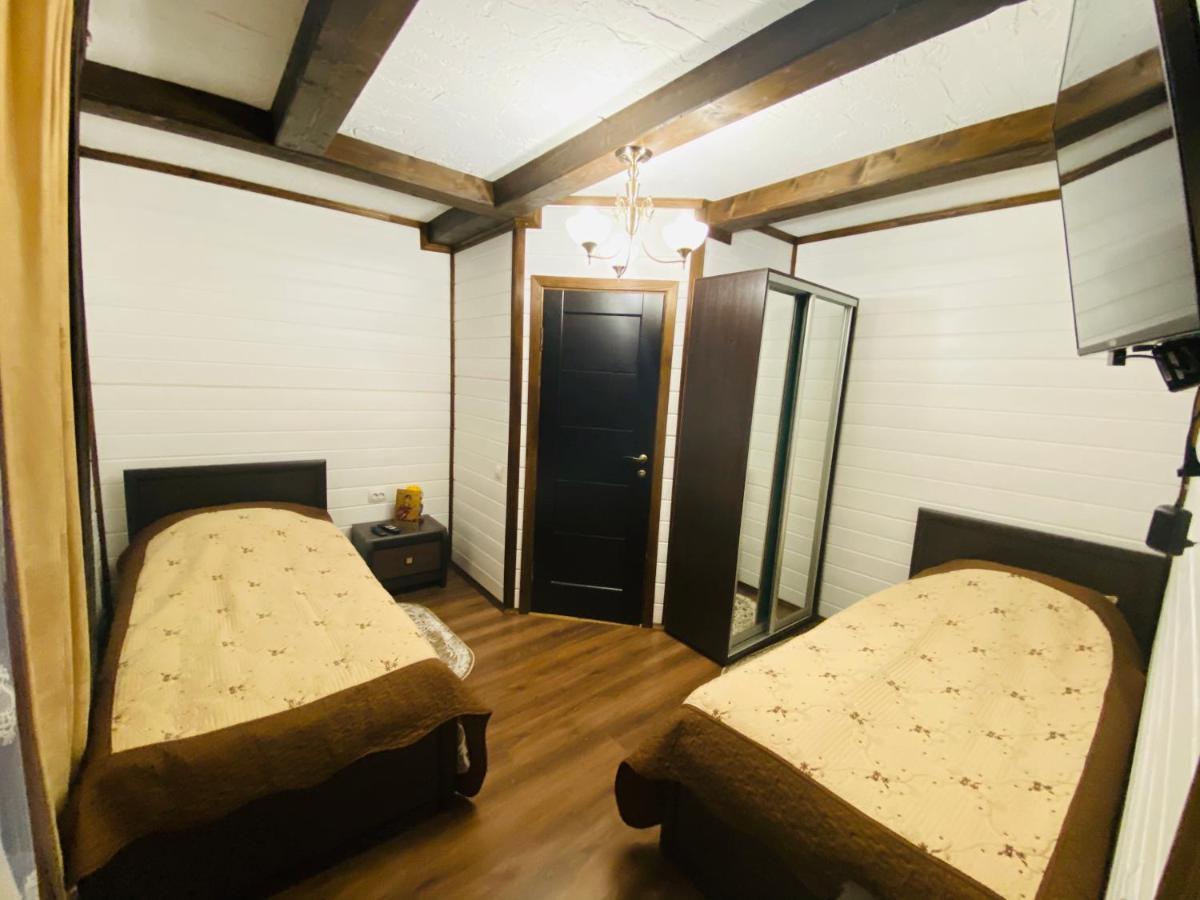 Rodynnyi Zatyshok Guest House Верховина Екстериор снимка