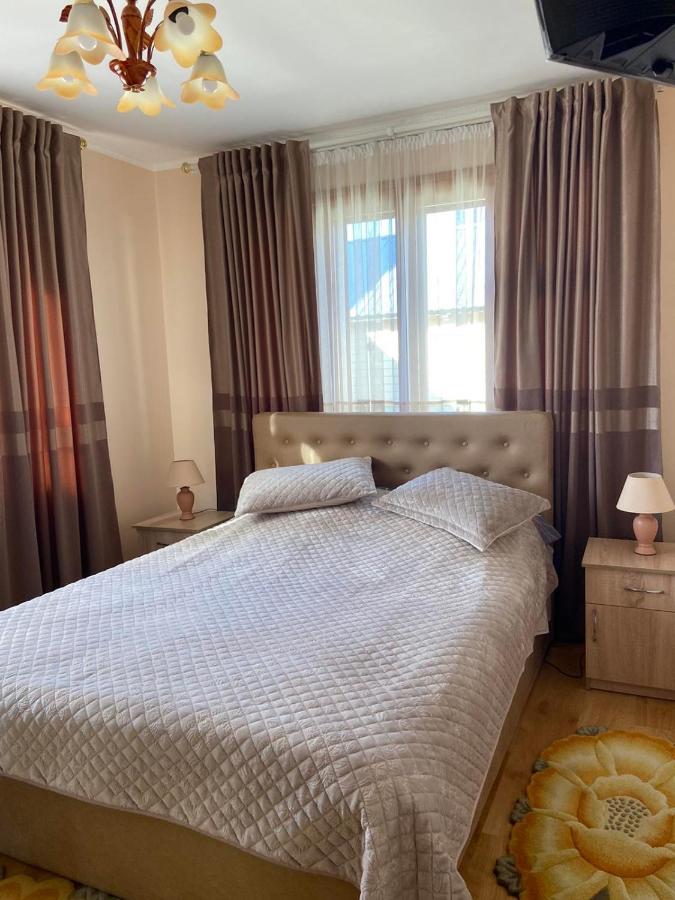Rodynnyi Zatyshok Guest House Верховина Екстериор снимка