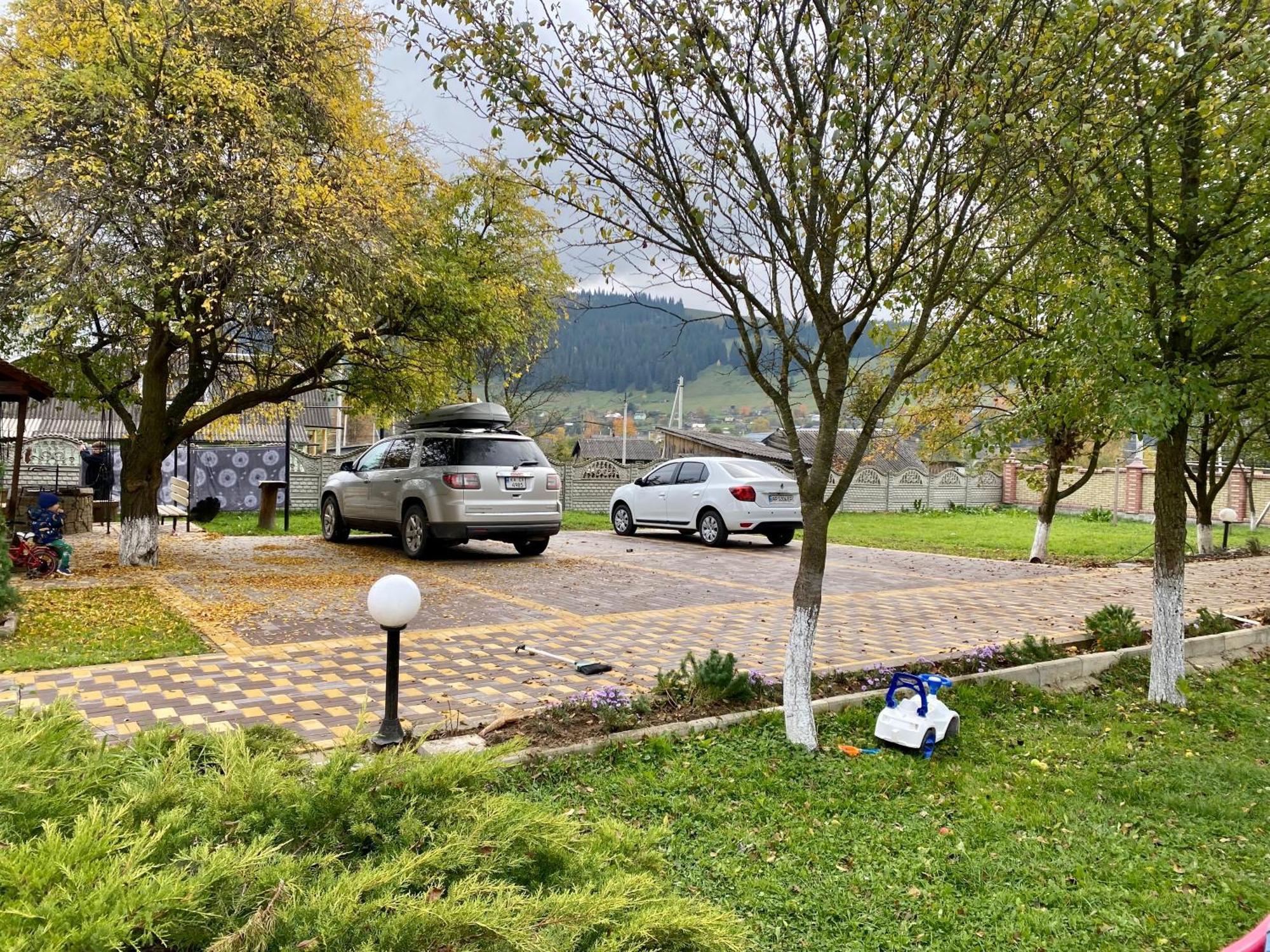 Rodynnyi Zatyshok Guest House Верховина Екстериор снимка